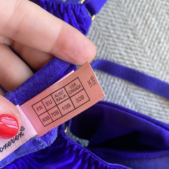 FINAL SALE - Agent Provocateur snap button set - Picture 4 of 4